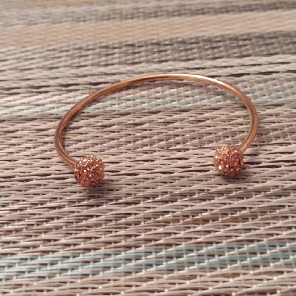Rose Gold Pink Rhinestones Bangle
